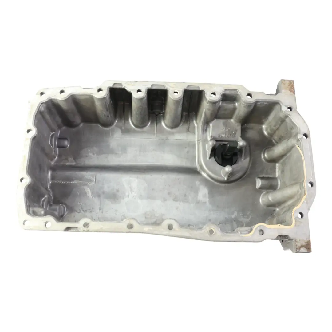 Carter de vidange d'huile moteur pour Volkswagen Audi Seat Skoda 2.0 TDI à propos du numéro de pièce 03G103603AD Volkswagen Audi Seat Skoda 2.0 TDI Carter de vidange d'huile moteur - SKU 03G103603AD - Numéro de pièce 03G103603AD