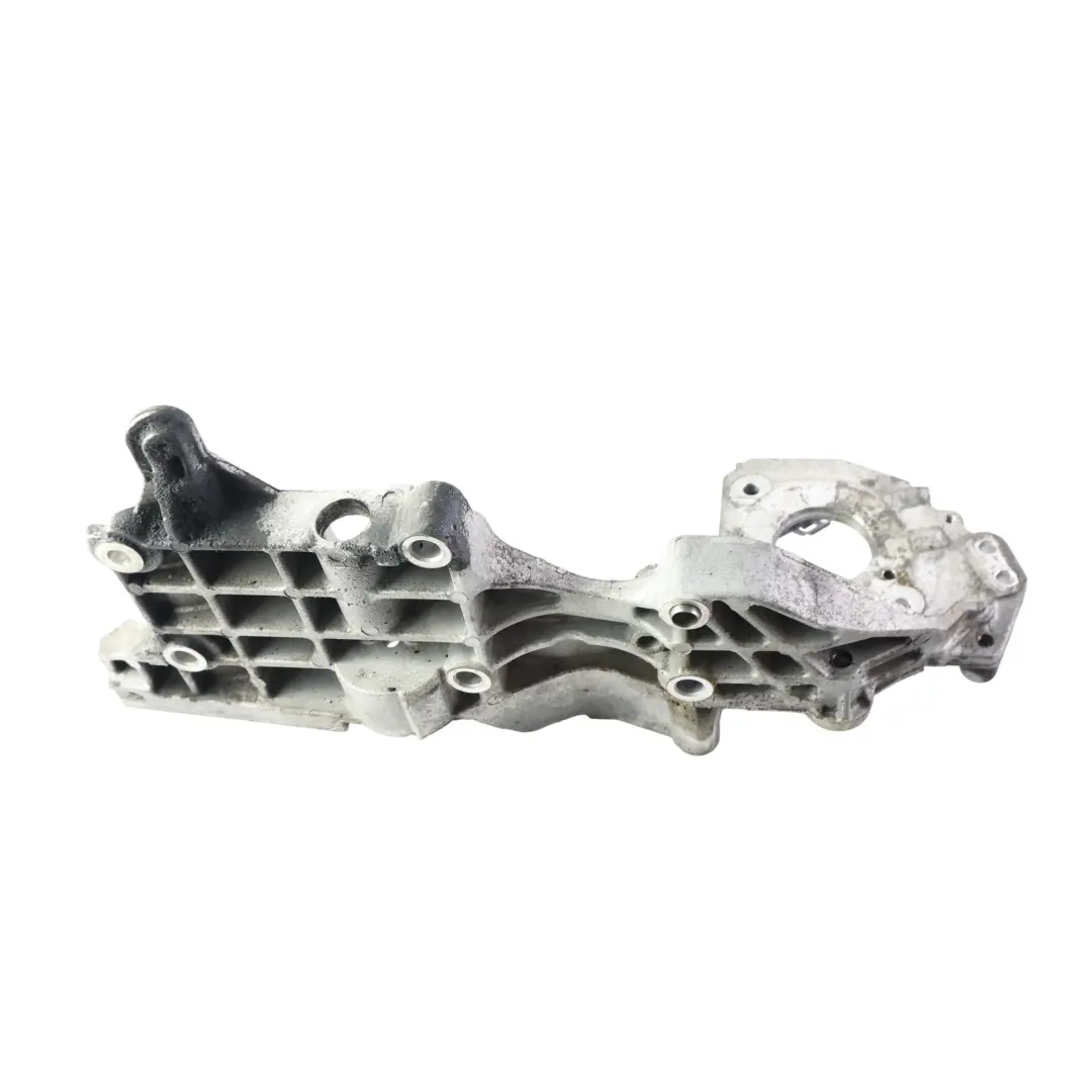 Mk5 Soporte Alternador 2.0 TDI para Audi A3 8P TT 8J VW Golf con número de pieza 03L903139D Audi A3 8P TT 8J VW Golf Mk5 Soporte Alternador 2.0 TDI - SKU 03L903139D - Número de pieza 03L903139D