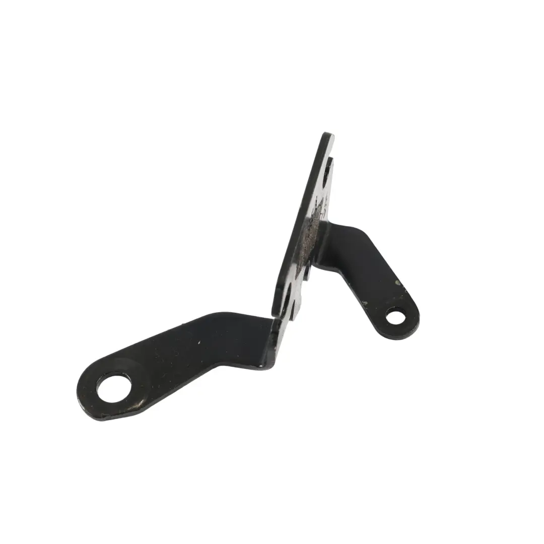 Staffa Supporto Pompa Liquido Raffreddamento 2.0 TDI per Audi A4 B9 con numero di parte 04L121093G Audi A4 B9 Staffa Supporto Pompa Liquido Raffreddamento 2.0 TDI - SKU 04L121093G - Numero di parte 04L121093G