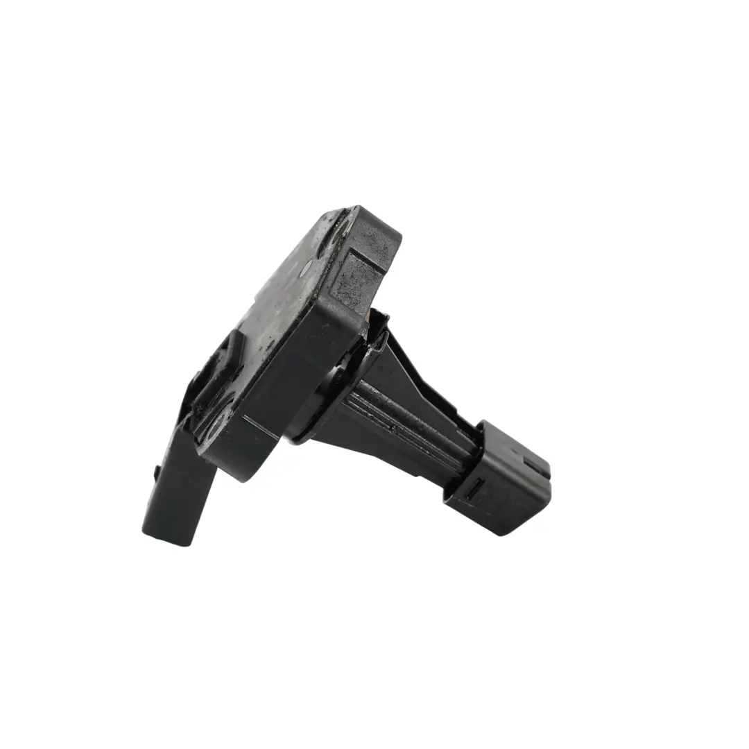 2K Tiguan 5N Sensore Livello Olio per Audi Q3 8U VW Passat B8 Caddy con numero di parte 04L907660C Audi Q3 8U VW Passat B8 Caddy 2K Tiguan 5N Sensore Livello Olio - SKU 04L907660C - Numero di parte 04L907660C
