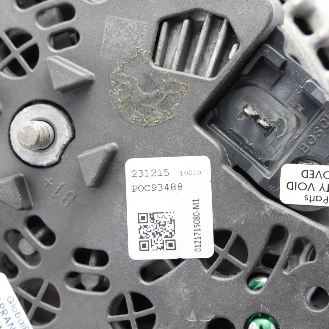 Alternator Diesel 14V 180A do Audi A6 C6 Q7 4L o numerze 059903018E Audi A6 C6 Q7 4L Alternator Diesel 14V 180A - SKU 059903018E-1 - Numer Części 059903018E
