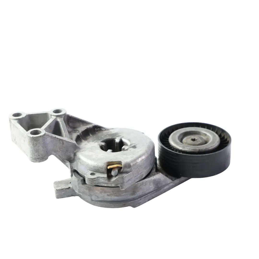 8L Wspornik Napinacz Alternatora 1.8T APY do Audi A3 o numerze 06A903141P Audi A3 8L Wspornik Napinacz Alternatora 1.8T APY - SKU 06A903141P - Numer Części 06A903141P