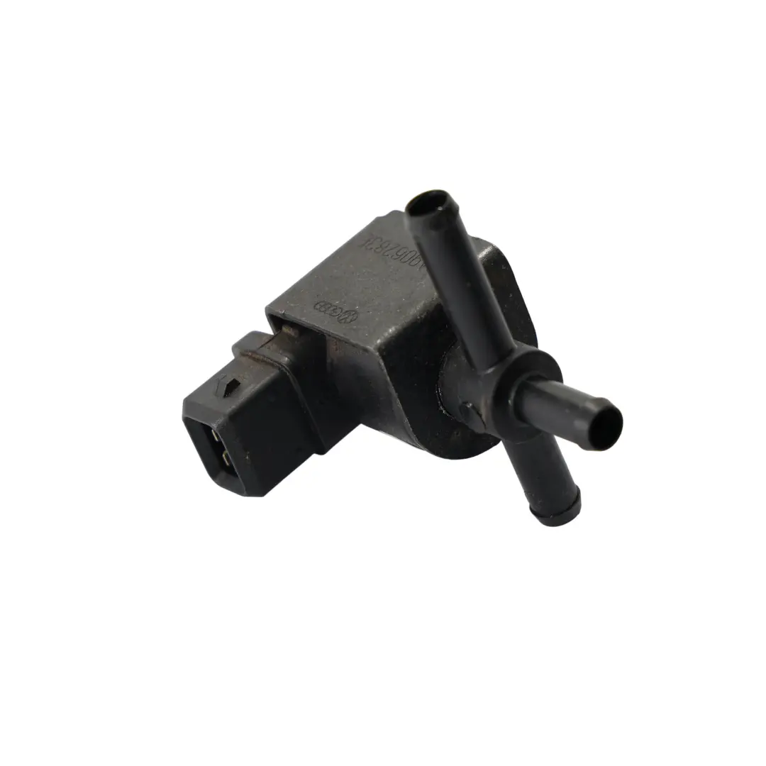 8L Magnetventil Vakuumleitung 1.8 Quattro Benzin Motor für Audi A3 mit Teilenummer 06A906283E Audi A3 8L Magnetventil Vakuumleitung 1.8 Quattro Benzin Motor - SKU 06A906283E - Teilenummer 06A906283E