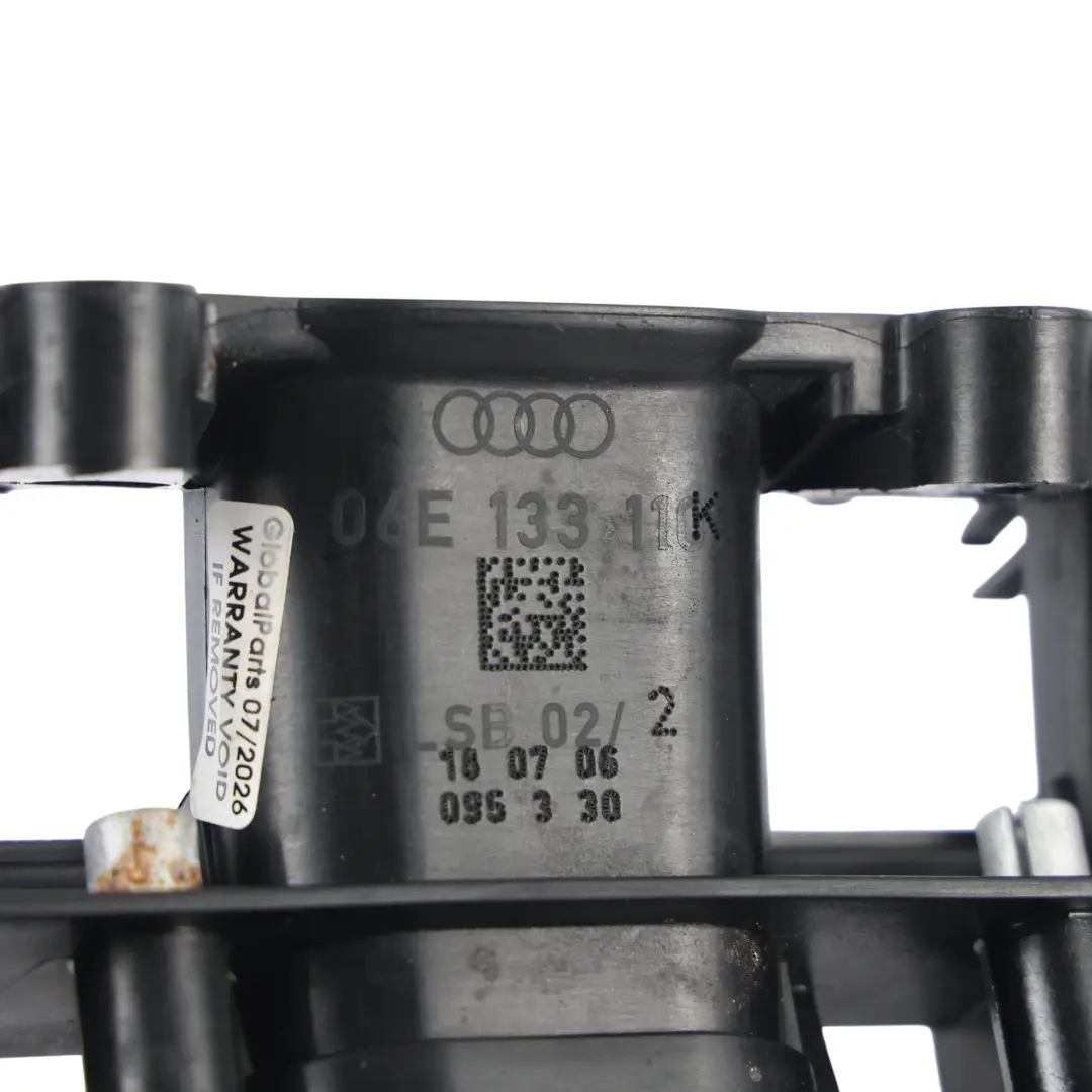 Audi A4 B7 A6 C6 A8 D3 Kolektor Ssący Prawy Dolny 3.2L - SKU 06E133110K - Numer Części 06E133110K