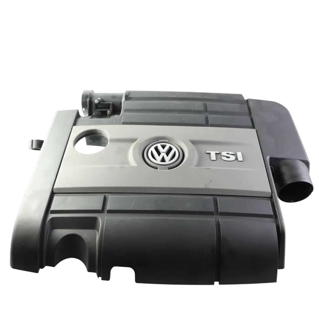 Copertura Superiore Motore 2.0 TSI Benzina per Volkswagen Tiguan 5N con numero di parte 06F133837AP Volkswagen Tiguan 5N Copertura Superiore Motore 2.0 TSI Benzina - SKU 06F133837AP - Numero di parte 06F133837AP