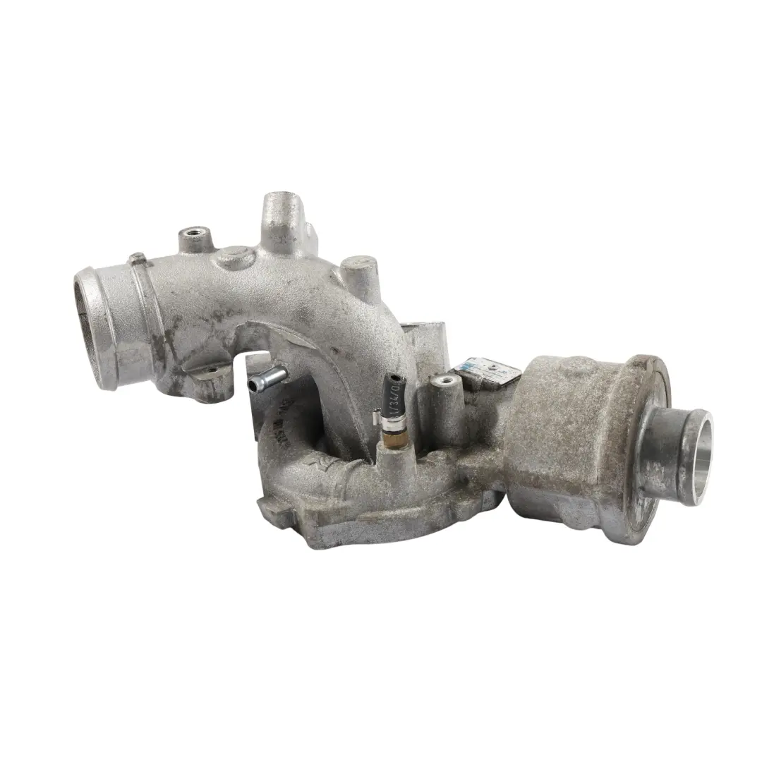 Obudowa Turbosprężarki 1.8 TFSI do Audi A4 B8 S5 A5 8T o numerze 06H145701L Audi A4 B8 S5 A5 8T Obudowa Turbosprężarki 1.8 TFSI - SKU 06H145701L - Numer Części 06H145701L