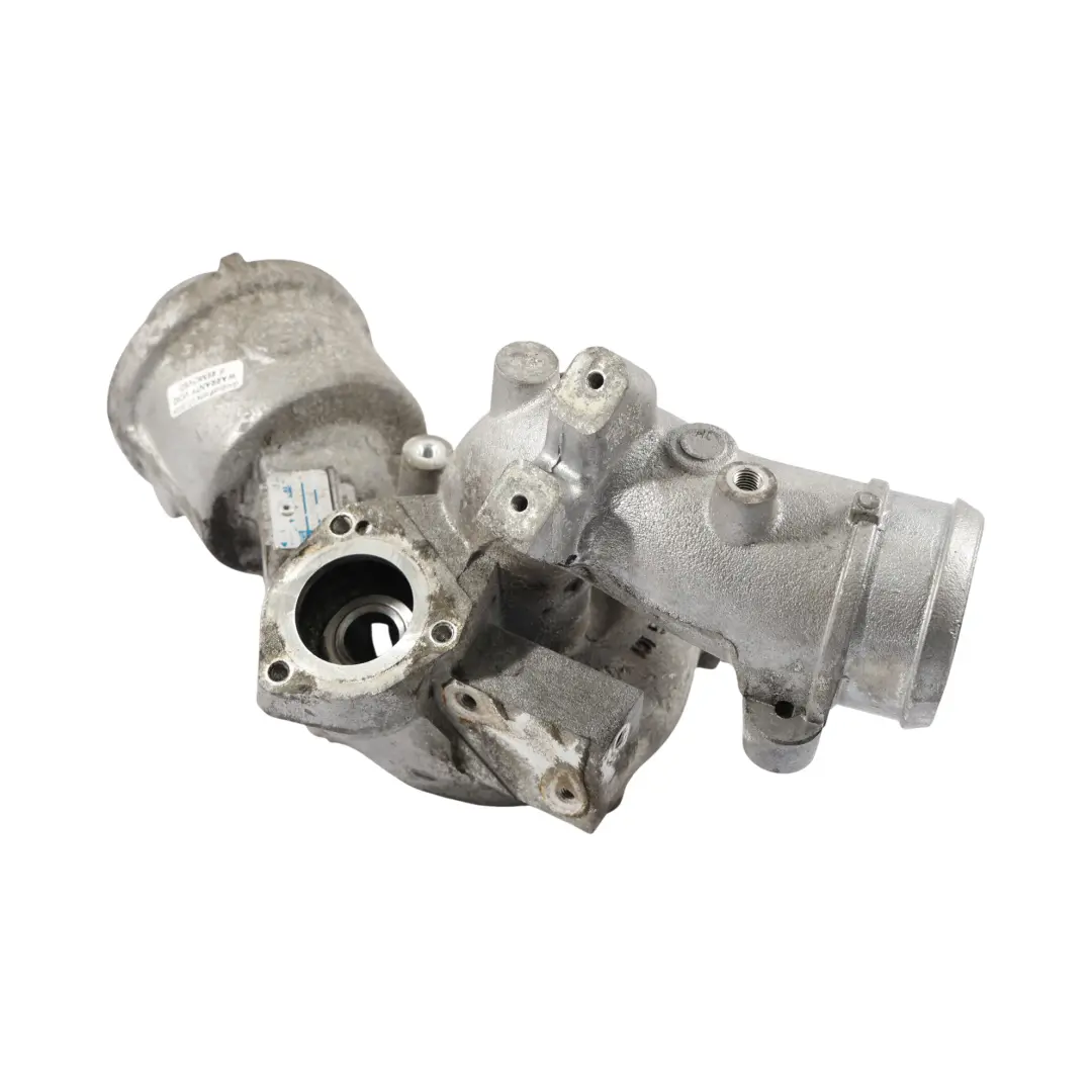 Obudowa Turbosprężarki 1.8 TFSI do Audi A4 B8 S5 A5 8T o numerze 06H145701L Audi A4 B8 S5 A5 8T Obudowa Turbosprężarki 1.8 TFSI - SKU 06H145701L - Numer Części 06H145701L