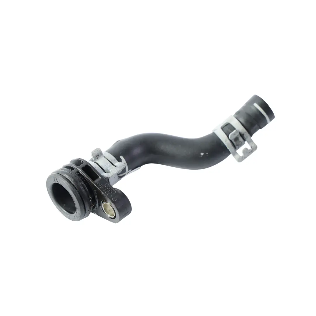 Przewód Wąż Chłodnicy 2.0 TSI do Volkswagen Golf R Mk7 Audi A3 8V o numerze 06K121051M Volkswagen Golf R Mk7 Audi A3 8V Przewód Wąż Chłodnicy 2.0 TSI - SKU 06K121051M - Numer Części 06K121051M