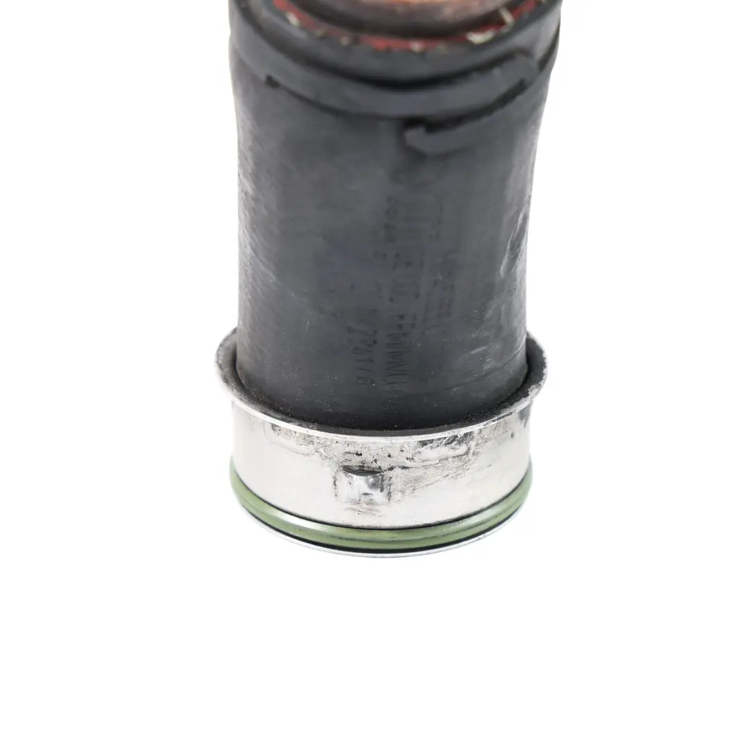 Turbocharger Damper Pipe Hose 2.5 TDI to Volkswagen Transporter T5 Turbo with Part number 070129955D Volkswagen Transporter T5 Turbo Turbocharger Damper Pipe Hose 2.5 TDI - SKU 070129955D - Part number 070129955D