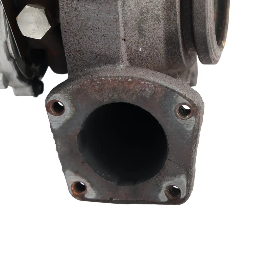 Turbosprężarka 2.5 TDI 130KM AXD do Volkswagen Transporter T5 o numerze 070145701K Volkswagen Transporter T5 Turbosprężarka 2.5 TDI 130KM AXD - SKU 070145701K - Numer Części 070145701K