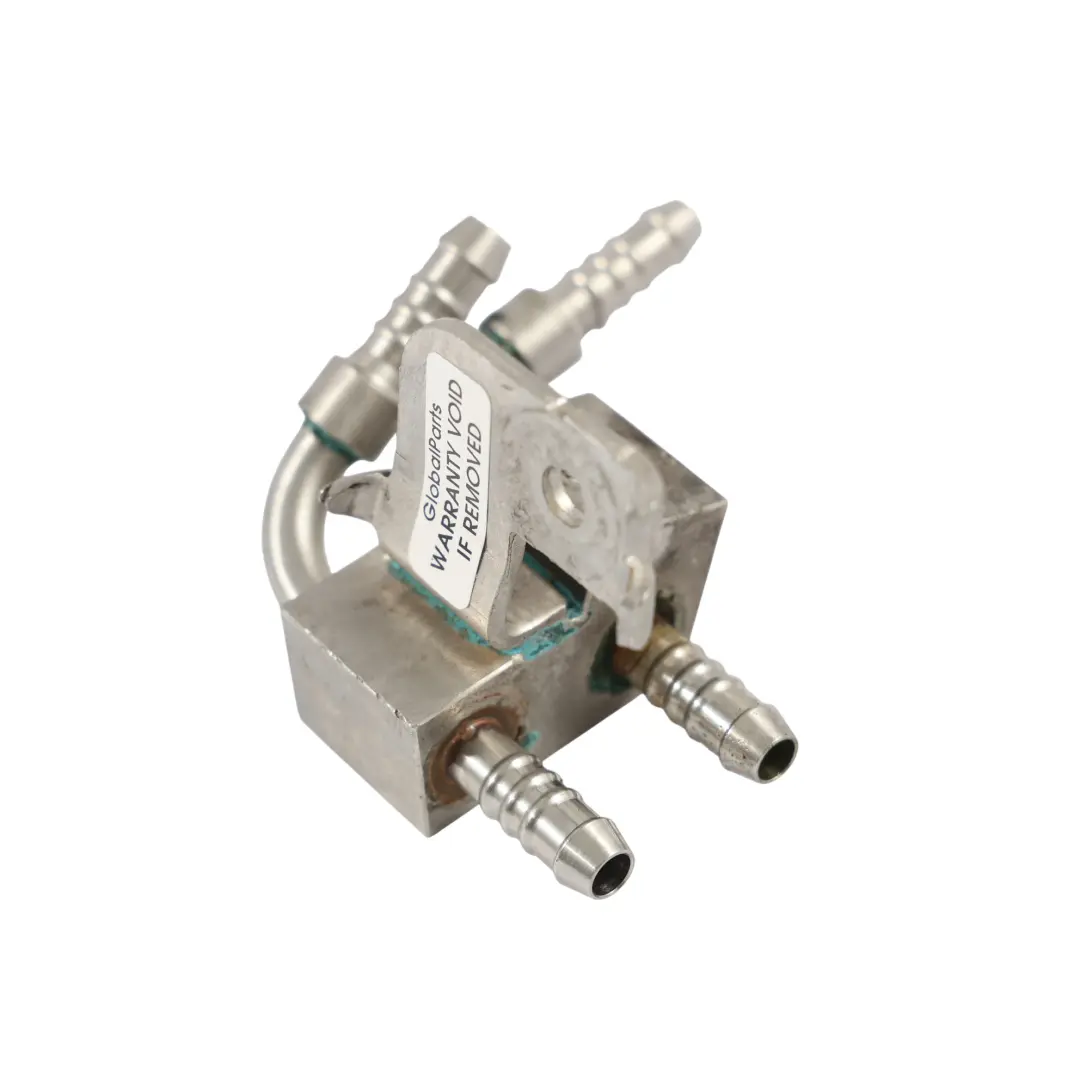 Rampa Carburante Anteriore Destro 2.5 TFSI per Audi RS3 8P con numero di parte 07K127503C Audi RS3 8P Rampa Carburante Anteriore Destro 2.5 TFSI - SKU 07K127503C - Numero di parte 07K127503C