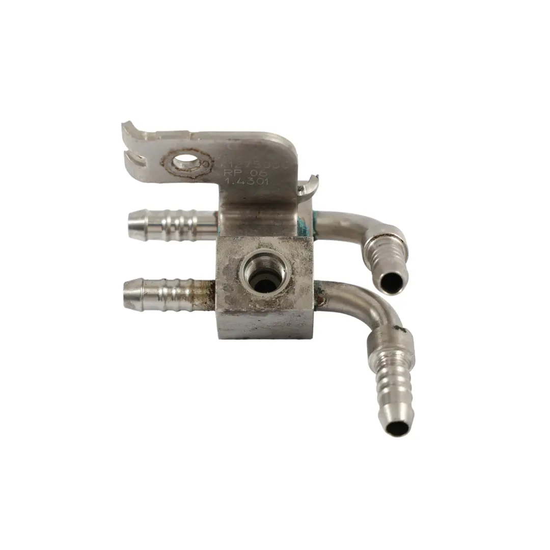 Audi RS3 8P Distribuidor Rampa Combustible Delantero Derecho 2.5 TFSI - SKU 07K127503C - Número de pieza 07K127503C
