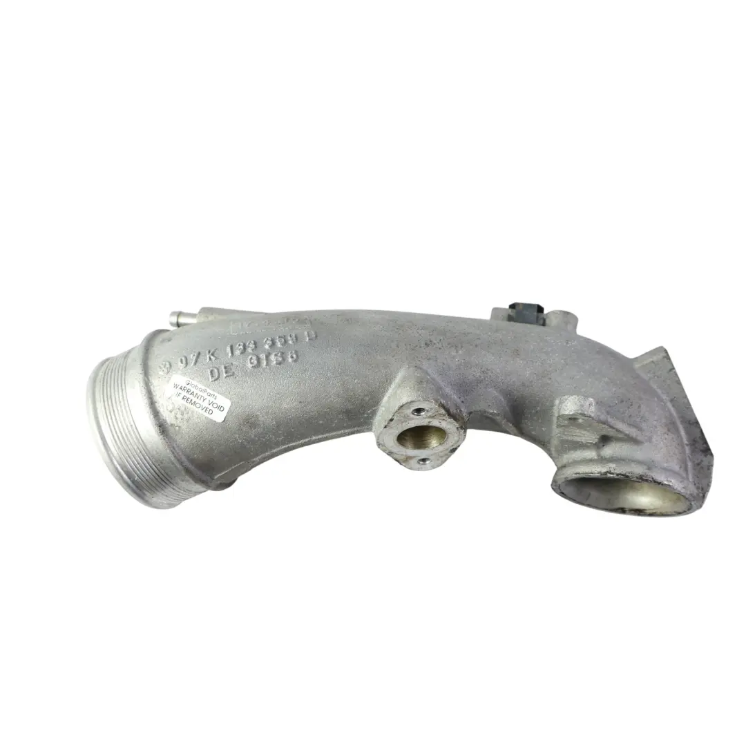 RSQ3 8U TTRS 8J Rura Dolotowa Turbo 2.5 TFSI do Audi RS3 8V 8P o numerze 07K133359D Audi RS3 8V 8P RSQ3 8U TTRS 8J Rura Dolotowa Turbo 2.5 TFSI - SKU 07K133359D - Numer Części 07K133359D