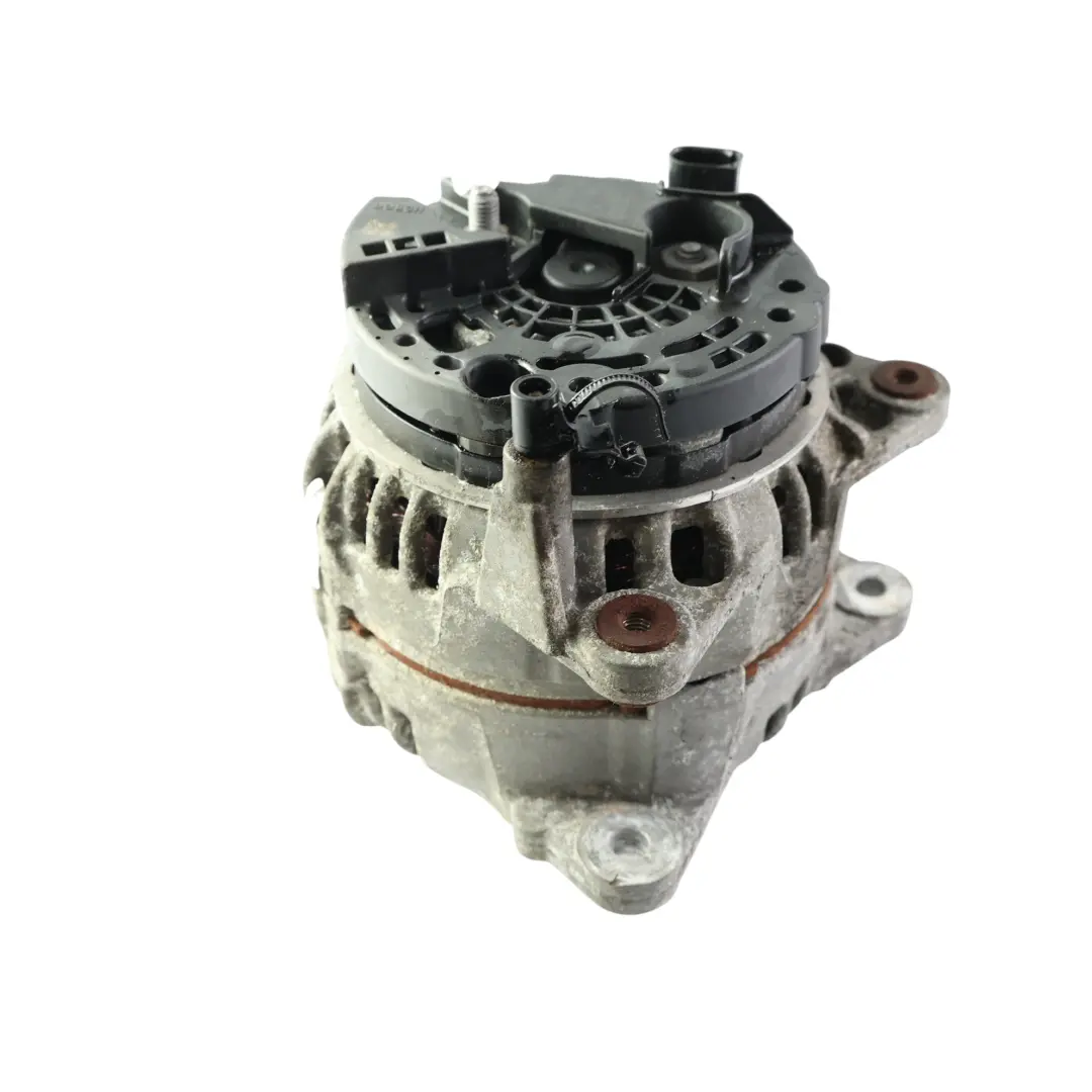 RSQ3 8U Alternatore Generatore BOSH 14V 140A per Audi RS3 8P con numero di parte 07K903023F Audi RS3 8P RSQ3 8U Alternatore Generatore BOSH 14V 140A - SKU 07K903023F - Numero di parte 07K903023F