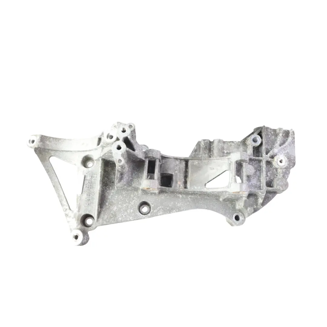 Soporte Bracket Montaje Alternador para Audi RS3 8V A3 8P con número de pieza 07K903143F Audi RS3 8V A3 8P Soporte Bracket Montaje Alternador - SKU 07K903143F - Número de pieza 07K903143F