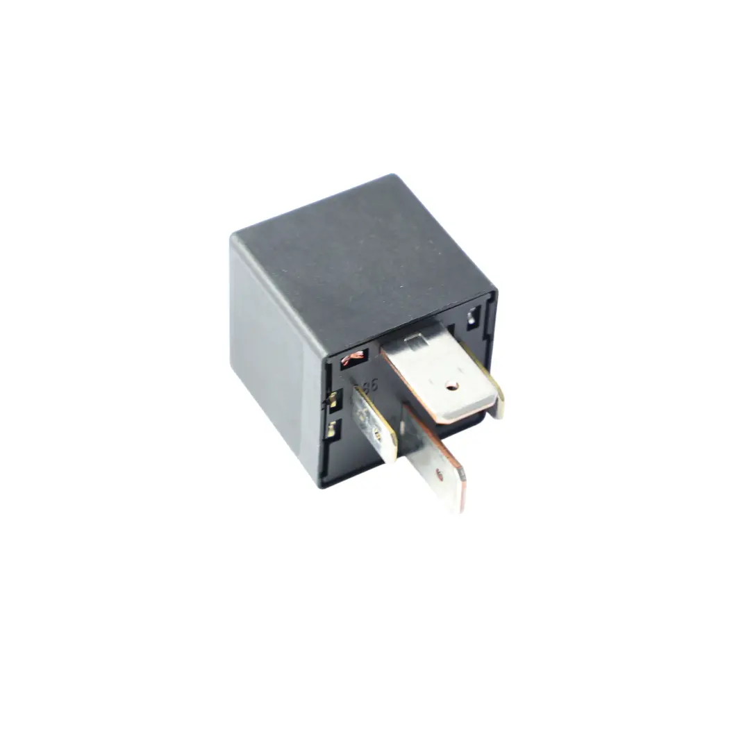 Relais Einheit 4-Pin 12V 50A Omron Schwarz für Opel Movano C mit Teilenummer 11130287 Opel Movano C Relais Einheit 4-Pin 12V 50A Omron Schwarz - SKU 11130287 - Teilenummer 11130287