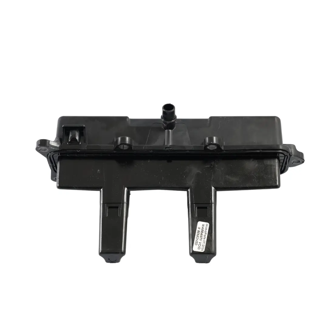 A453 Crankcase Breather Oil Separator Valve Housing to Smart Fortwo with Part number 118303696R Smart Fortwo A453 Crankcase Breather Oil Separator Valve Housing - SKU 118303696R - Part number 118303696R