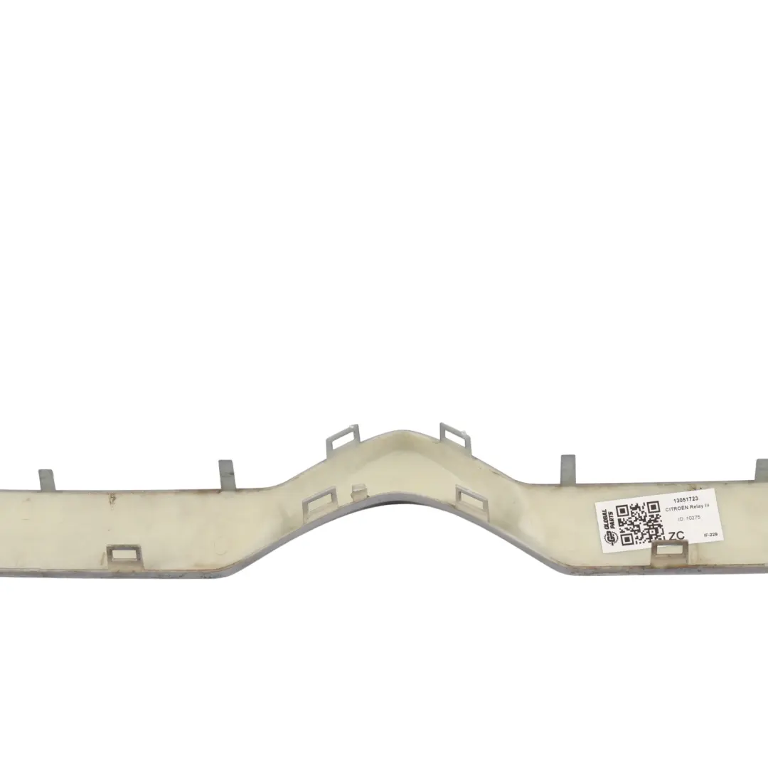 Front Grille Trim Strip Cover Panel Silver to Citroën Relay III with Part number 13051723 Citroën Relay III Front Grille Trim Strip Cover Panel Silver - SKU 13051723 - Part number 13051723