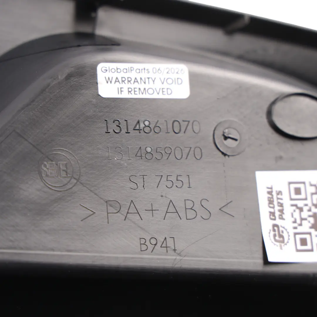 Dashboard Centre Console Radio Surround Trim Panel to Citroën Relay III with Part number 1314861070 Citroën Relay III Dashboard Centre Console Radio Surround Trim Panel - SKU 1314861070 - Part number 1314861070