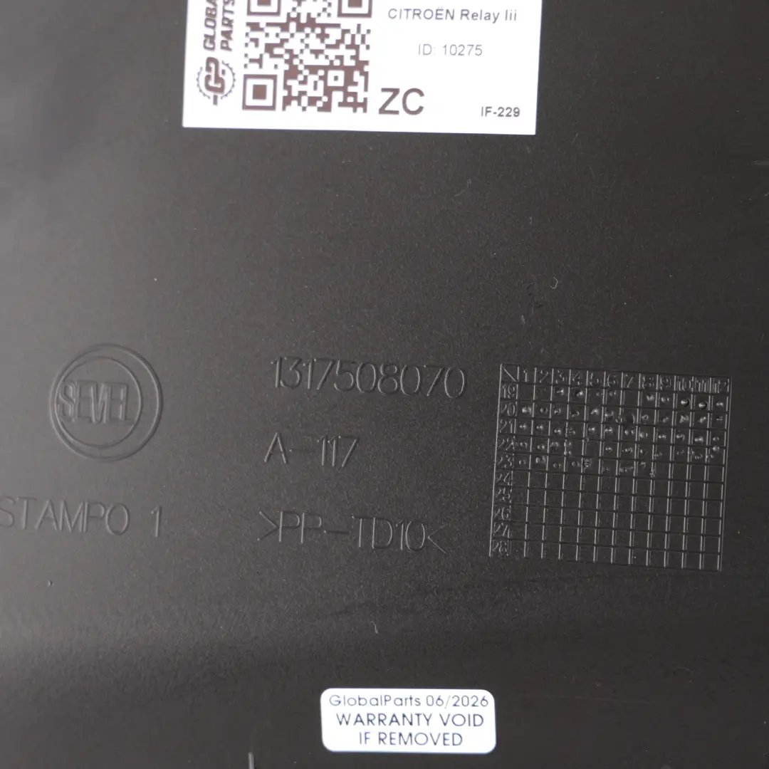 Door Panel Card Trim Cover Front Left N/S Side to Citroën Relay III with Part number 1317508070 Citroën Relay III Door Panel Card Trim Cover Front Left N/S Side - SKU 1317508070 - Part number 1317508070