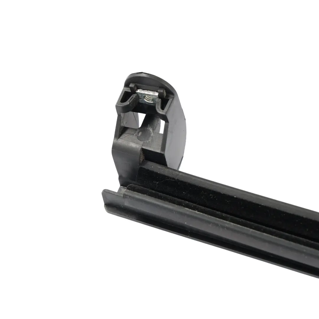 Citroen Relay III Soporte Guía Cristal Puerta Delantero Izquierdo para con número de pieza 1398694080 Citroen Relay III Soporte Guía Cristal Puerta Delantero Izquierdo - SKU 1398694080 - Número de pieza 1398694080