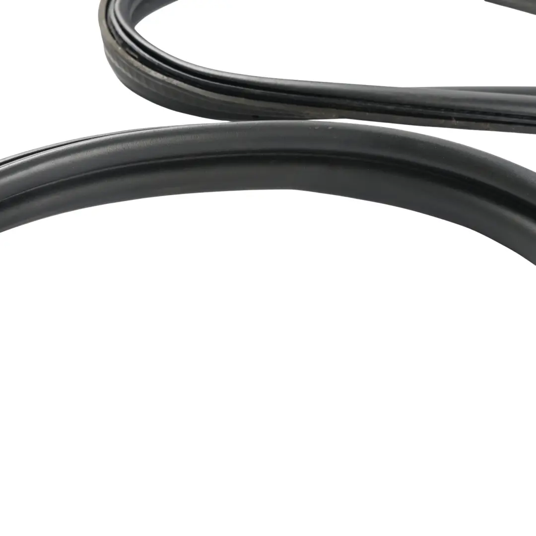 Ford Mondeo MK4 Joint Caoutchouc Hayon Coffre Arrière 7S71-N404A06-BB - SKU 1502720 - Numéro de pièce 1502720