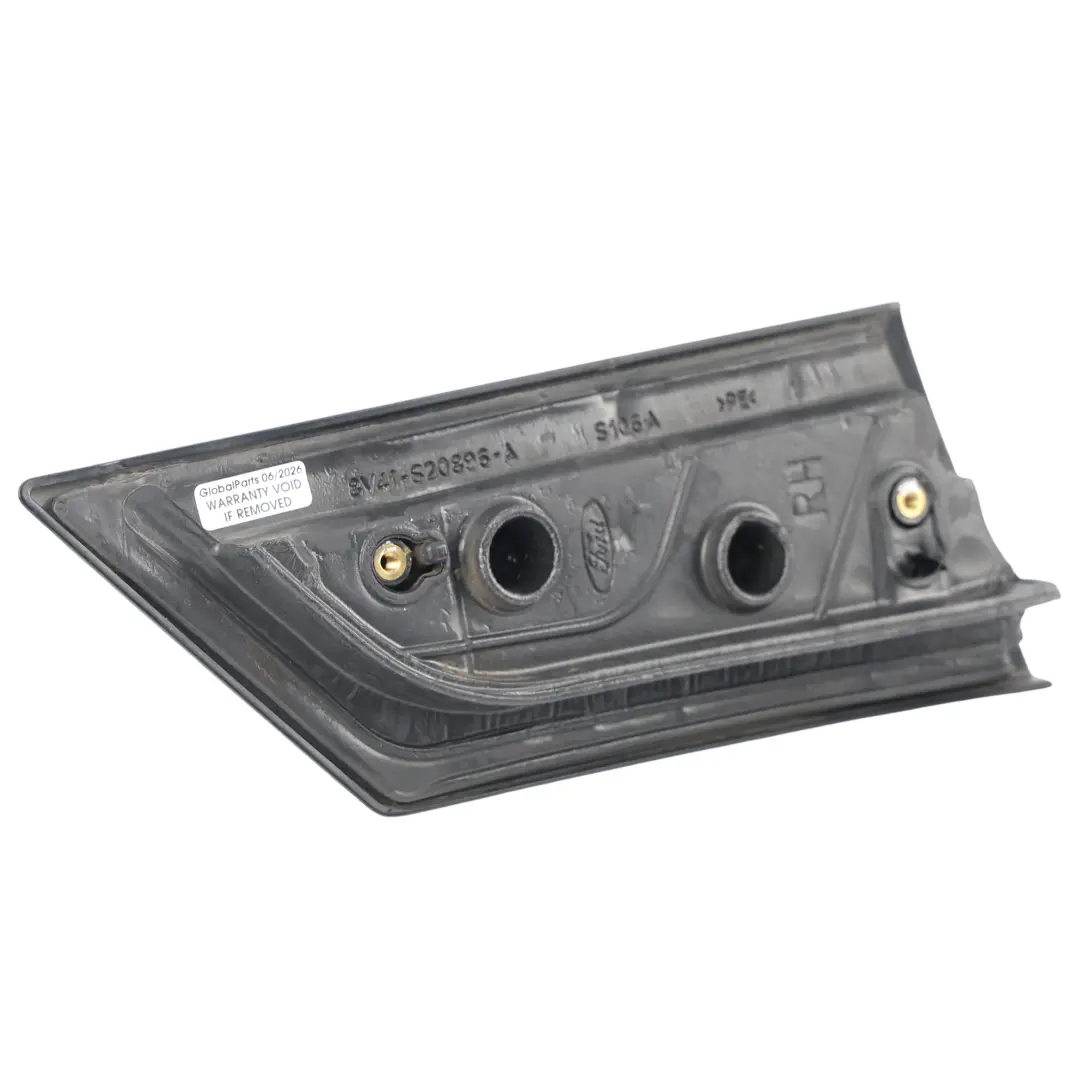 C394 Moldura Puerta Exterior Delantera Derecha 8V41-S20896-A para Ford Kuga con número de pieza 1555148 Ford Kuga C394 Moldura Puerta Exterior Delantera Derecha 8V41-S20896-A - SKU 1555148 - Número de pieza 1555148