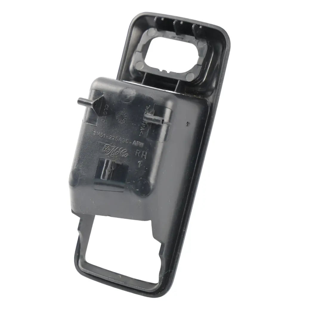 C394 Poignée Porte Intérieure Avant Arrière Droite 3M51-226A36-AFW pour Ford Kuga à propos du numéro de pièce 1576041 Ford Kuga C394 Poignée Porte Intérieure Avant Arrière Droite 3M51-226A36-AFW - SKU 1576041 - Numéro de pièce 1576041