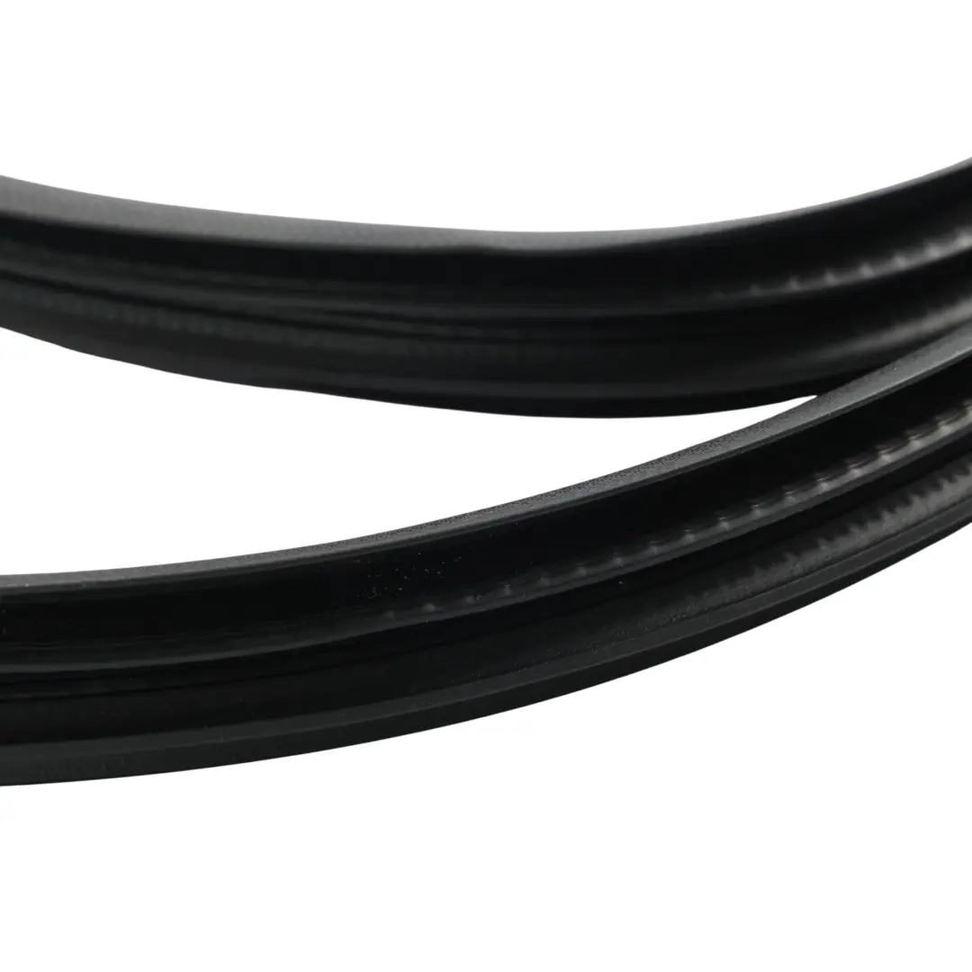 Mk4 Door Seal Gasket Front Left Right N/O/S 7S71-A20530-BC to Ford Mondeo with Part number 1676976 Ford Mondeo Mk4 Door Seal Gasket Front Left Right N/O/S 7S71-A20530-BC - SKU 1676976 - Part number 1676976