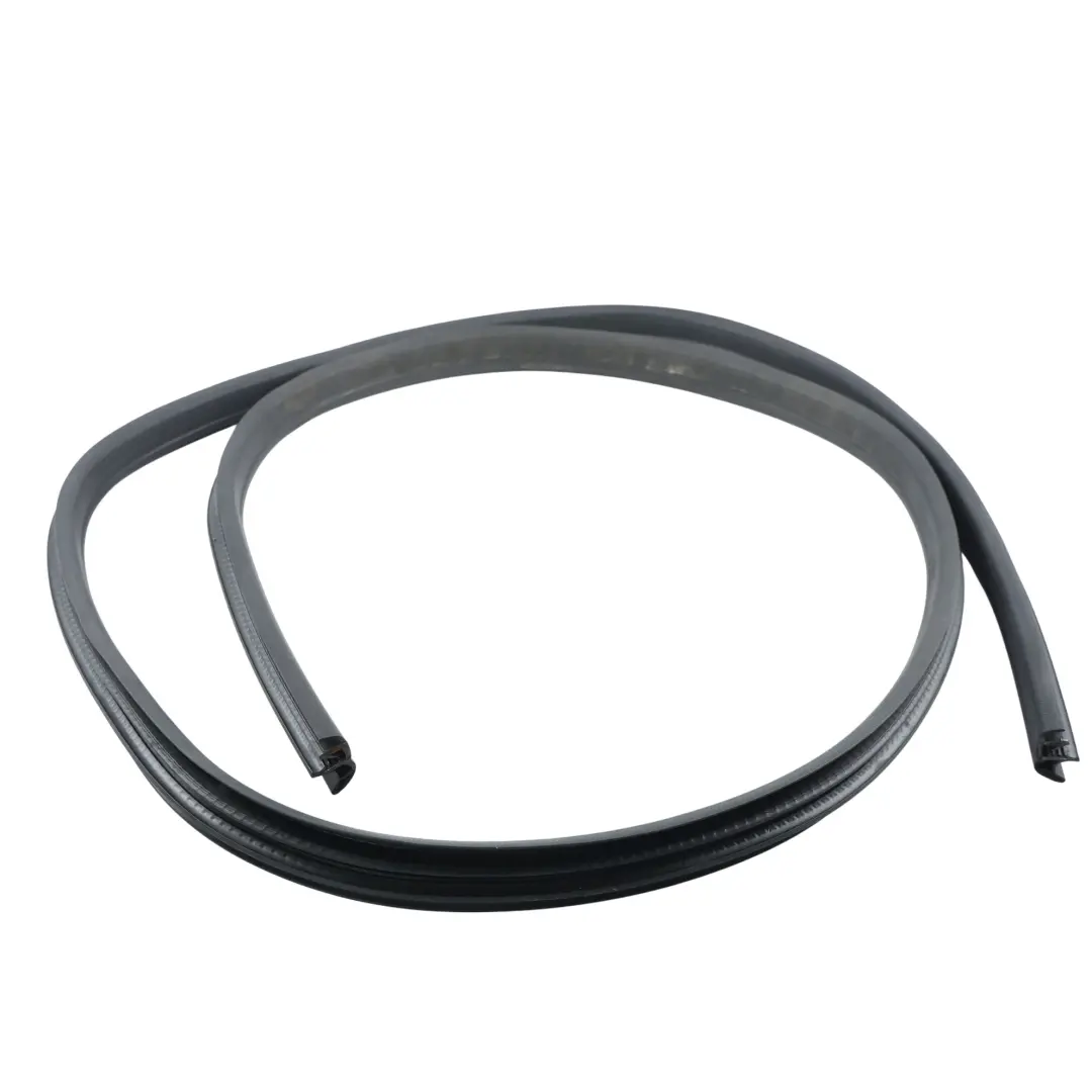 MK4 Junta Burlete Puerta Trasera Izquierda Derecha para Ford Mondeo con número de pieza 1676977 Ford Mondeo MK4 Junta Burlete Puerta Trasera Izquierda Derecha - SKU 1676977 - Número de pieza 1676977