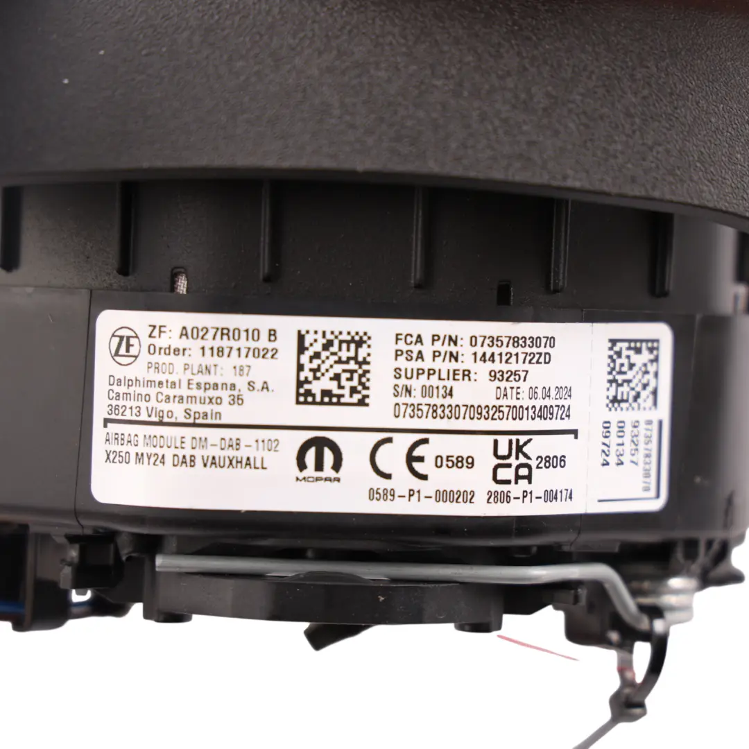 Steering Wheel Air Module DAMAGED to Vauxhall Movano C with Part number 1694101480 Vauxhall Movano C Steering Wheel Air Module DAMAGED - SKU 1694101480-1 - Part number 1694101480
