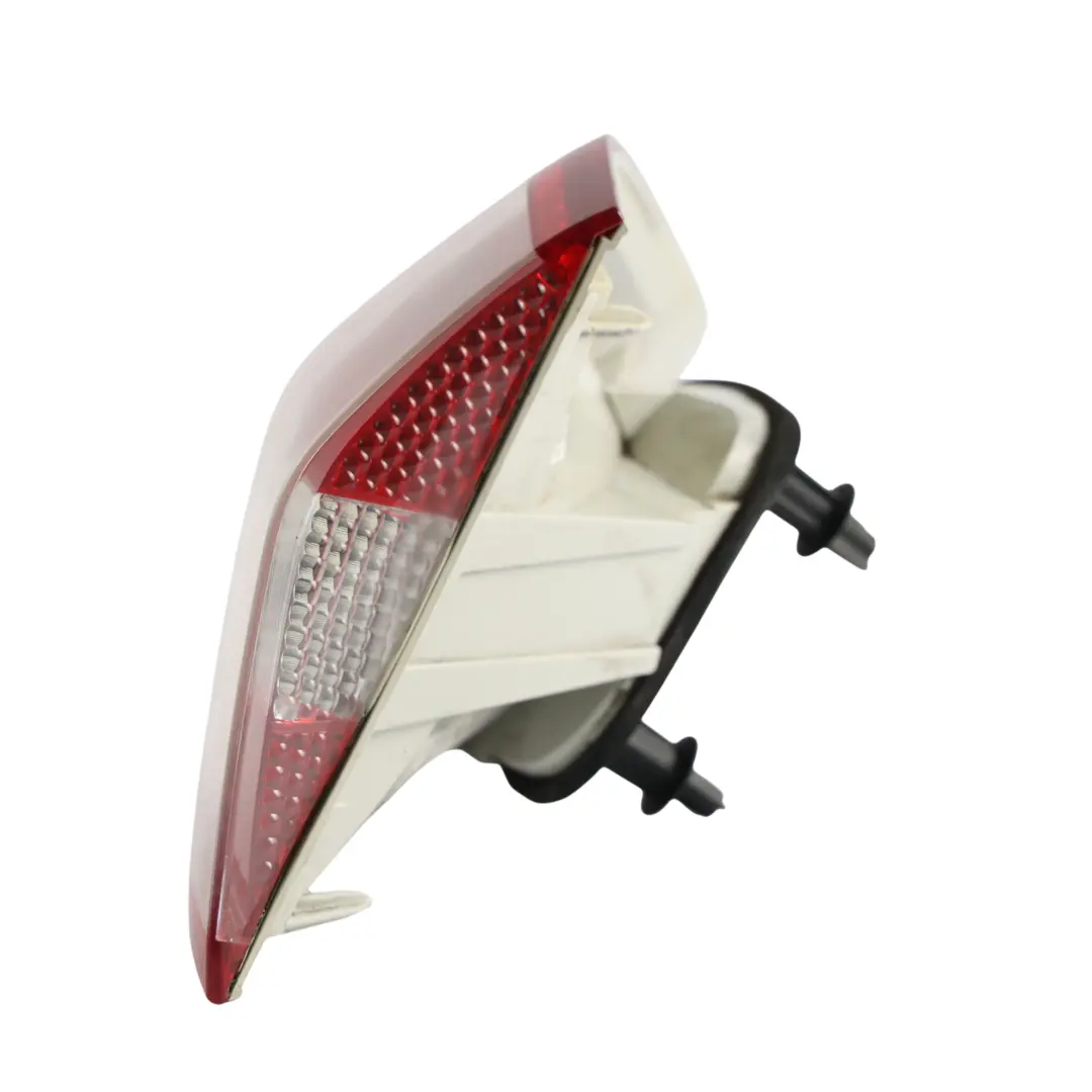 C394 Feu Arrière Lampe Extérieur Gauche 8V41-13405-CH pour Ford Kuga à propos du numéro de pièce 1710612 Ford Kuga C394 Feu Arrière Lampe Extérieur Gauche 8V41-13405-CH - SKU 1710612 - Numéro de pièce 1710612