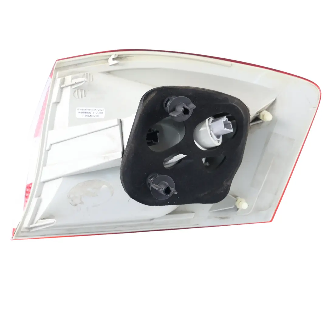 C394 Feu Arrière Lampe Extérieur Gauche 8V41-13405-CH pour Ford Kuga à propos du numéro de pièce 1710612 Ford Kuga C394 Feu Arrière Lampe Extérieur Gauche 8V41-13405-CH - SKU 1710612 - Numéro de pièce 1710612