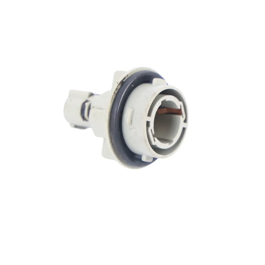 Mk6 Front Inner Lamp Bulb Holder Socket to Ford Ranger with Part number 1737077 Ford Ranger Mk6 Front Inner Lamp Bulb Holder Socket - SKU 1737077 - Part number 1737077