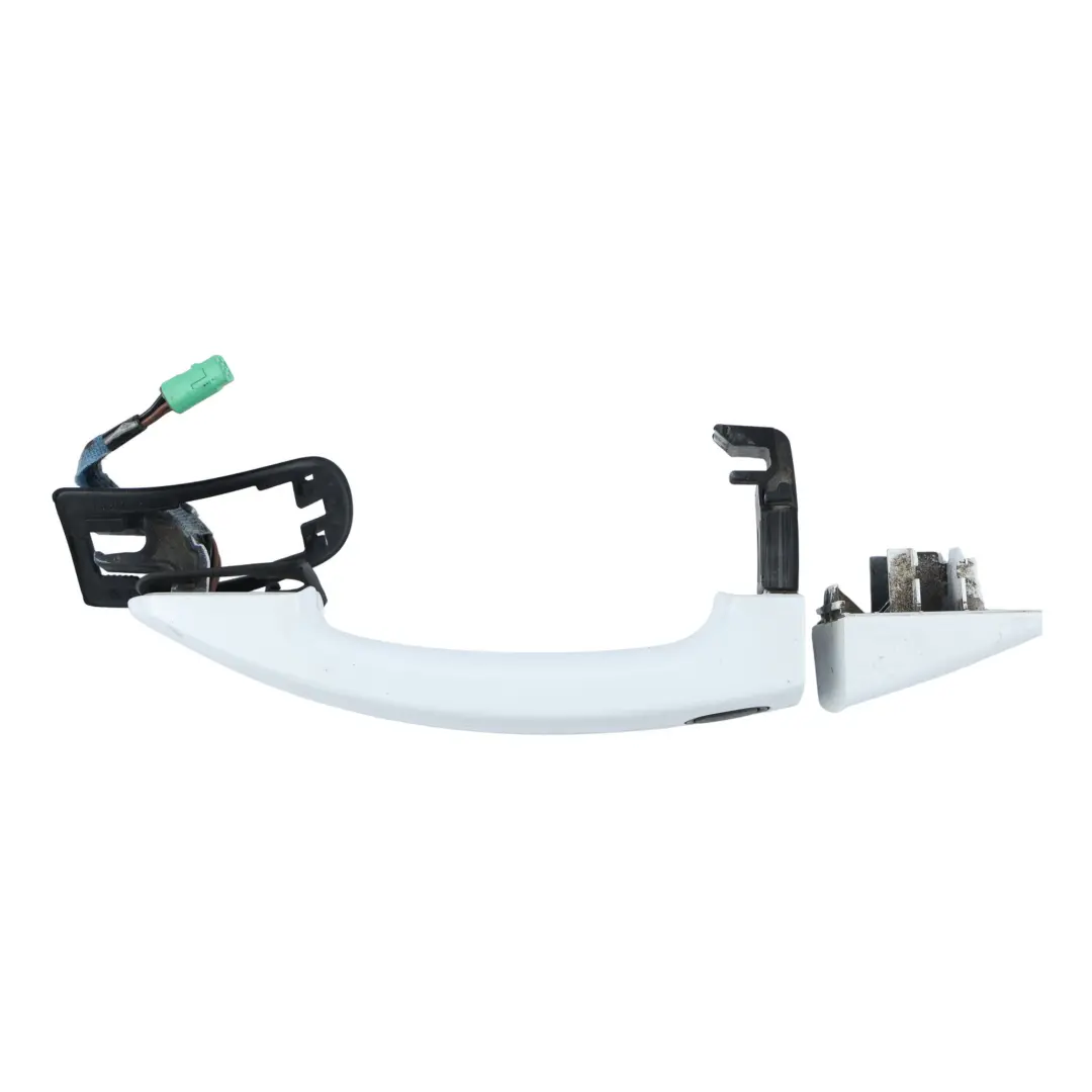 Mk1 Front Door Grab Handle Passenger Side Frozen White - Z2 to Ford Kuga with Part number 1775832 Ford Kuga Mk1 Front Door Grab Handle Passenger Side Frozen White - Z2 - SKU 1775832-FW1 - Part number 1775832