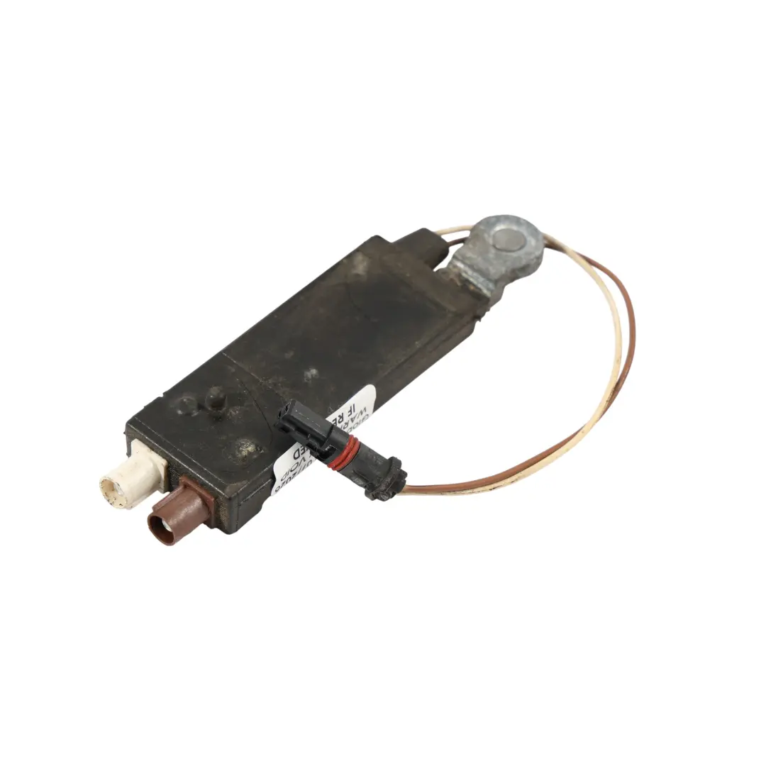 Módulo Amplificador Antena Refuerzo Señal para Range Rover L405 con número de pieza 19391920 Range Rover L405 Módulo Amplificador Antena Refuerzo Señal - SKU 19391920 - Número de pieza 19391920