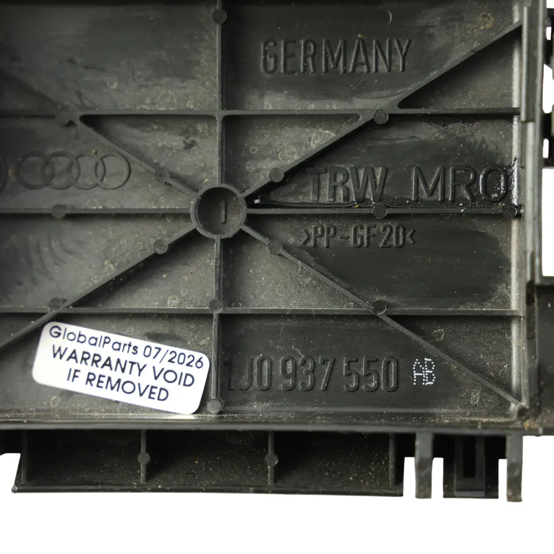 8L VW Golf MK4 Tapa Panel Terminal Caja Fusibles Batería para Audi A3 con número de pieza 1J0937550AB Audi A3 8L VW Golf MK4 Tapa Panel Terminal Caja Fusibles Batería - SKU 1J0937550AB - Número de pieza 1J0937550AB