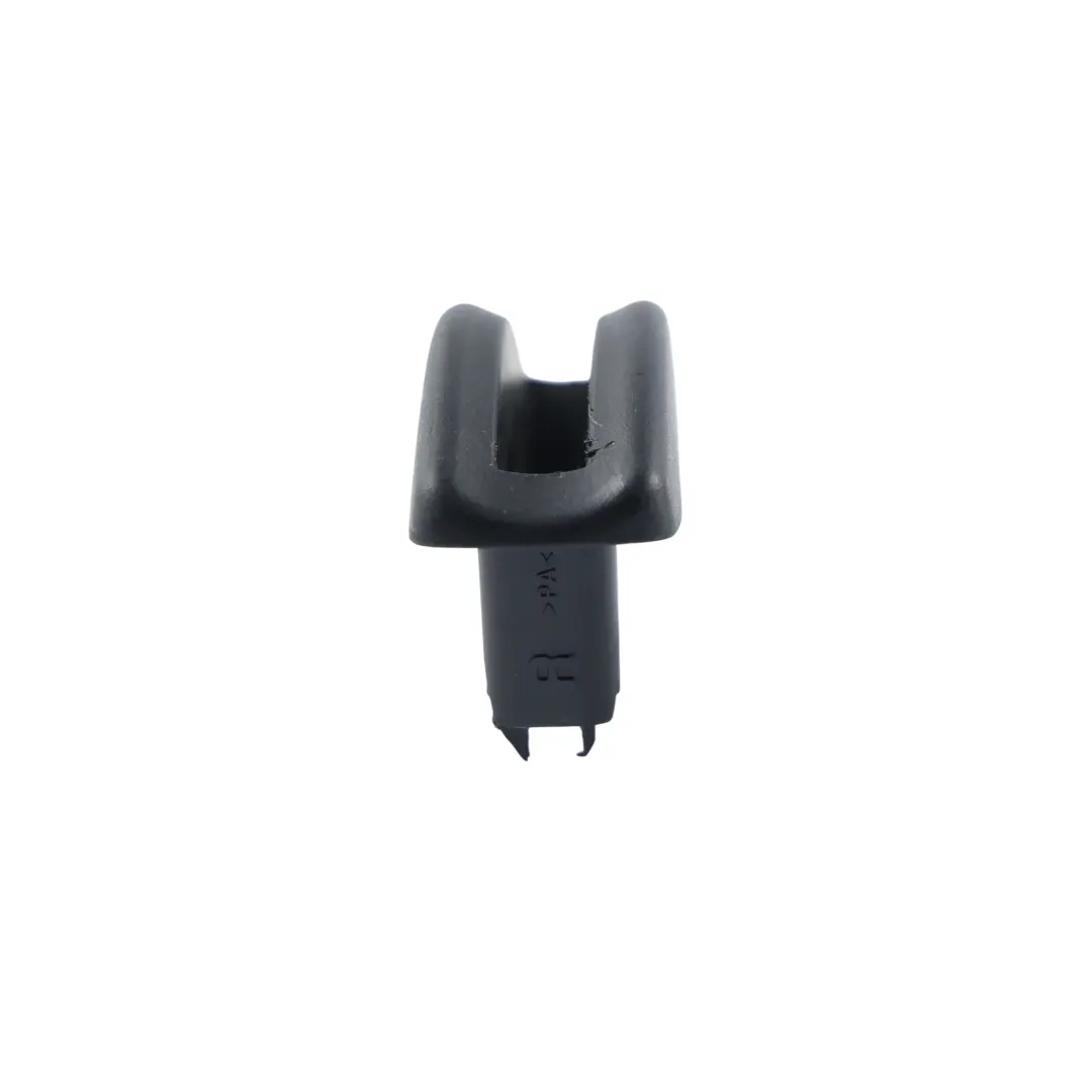 6J Copertura Maniglia Schienale Sedile Anteriore Destra per Seat Ibiza con numero di parte 1J3881608B Seat Ibiza 6J Copertura Maniglia Schienale Sedile Anteriore Destra - SKU 1J3881608B - Numero di parte 1J3881608B