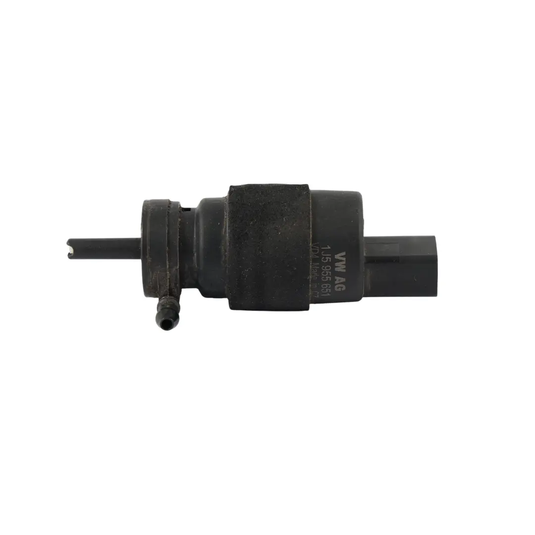 Windscreen Washer Pump to Audi A6 C6 Skoda Fabia 54 Octavia 1U with Part number 1J5955651 Audi A6 C6 Skoda Fabia 54 Octavia 1U Windscreen Washer Pump - SKU 1J5955651 - Part number 1J5955651