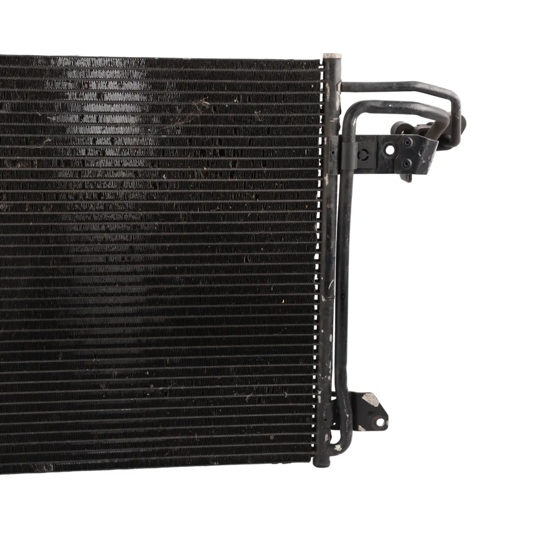 Skraplacz Klimatyzacji 1.6 TDI do Audi A3 8P TT 8J o numerze 1K0820411AK Audi A3 8P TT 8J Skraplacz Klimatyzacji 1.6 TDI - SKU 1K0820411AK - Numer Części 1K0820411AK