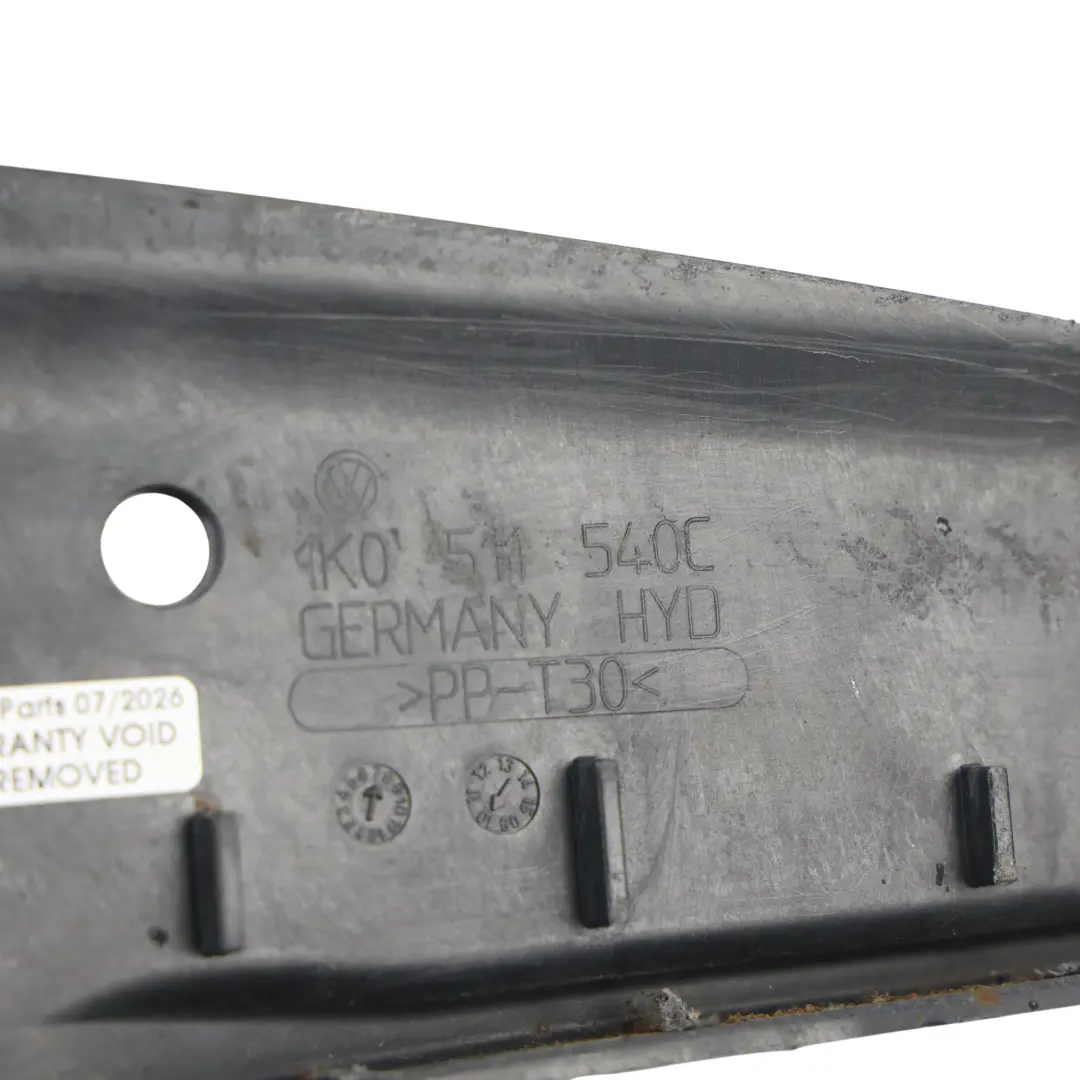 Audi TT 8J Prawa Osłona Podwozia Tylnej Osi Klapa - SKU 1K0511540C - Numer Części 1K0511540C