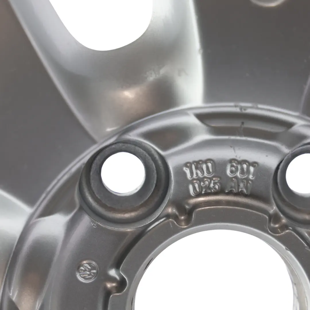 Mk5 Mk6 Silver Wheel Alloy Rim 17" ET:54 7J to VW Volkswagen Golf with Part number 1K0601025AN VW Volkswagen Golf Mk5 Mk6 Silver Wheel Alloy Rim 17" ET:54 7J - SKU 1K0601025AN-2 - Part number 1K0601025AN