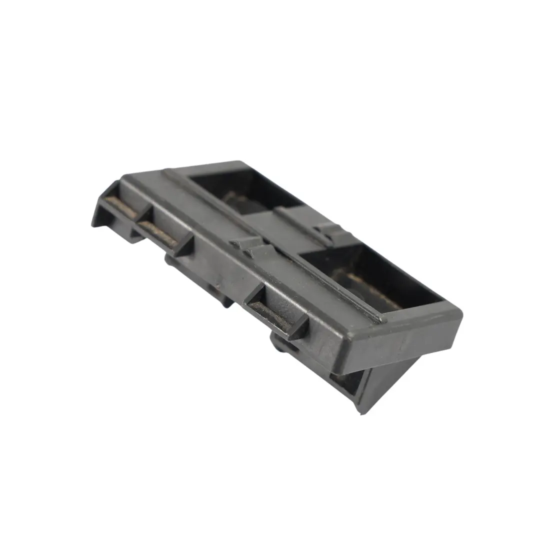 Support Fixation Module Relais Boîte Fusibles pour Volkswagen Touran 1T à propos du numéro de pièce 1K0937540B Volkswagen Touran 1T Support Fixation Module Relais Boîte Fusibles - SKU 1K0937540B - Numéro de pièce 1K0937540B