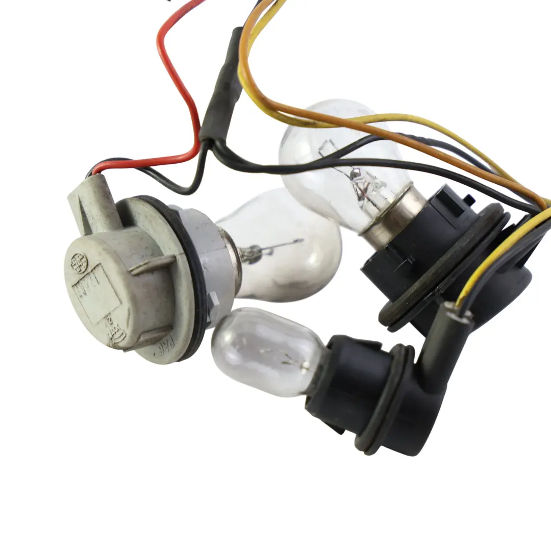 Wiązka Przewodów Tylnej Lampy Lewa Prawa do Audi A5 8T o numerze 1K0973804 Audi A5 8T Wiązka Przewodów Tylnej Lampy Lewa Prawa - SKU 1K0973804 - Numer Części 1K0973804