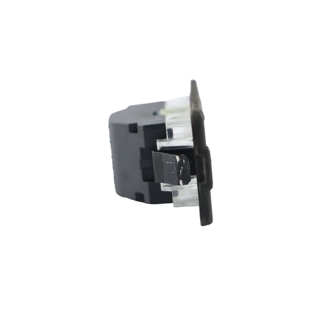 Lampka Oświetlenia Wnętrza Tylna do Volkswagen Passat B7 o numerze 1K9943127A Volkswagen Passat B7 Lampka Oświetlenia Wnętrza Tylna - SKU 1K9943127A - Numer Części 1K9943127A