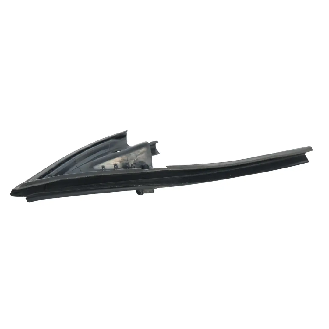 Volkswagen Eos 1F Uszczelka Trójkąta Lusterka Drzwi Prawa - SKU 1Q0857506E - Numer Części 1Q0857506E