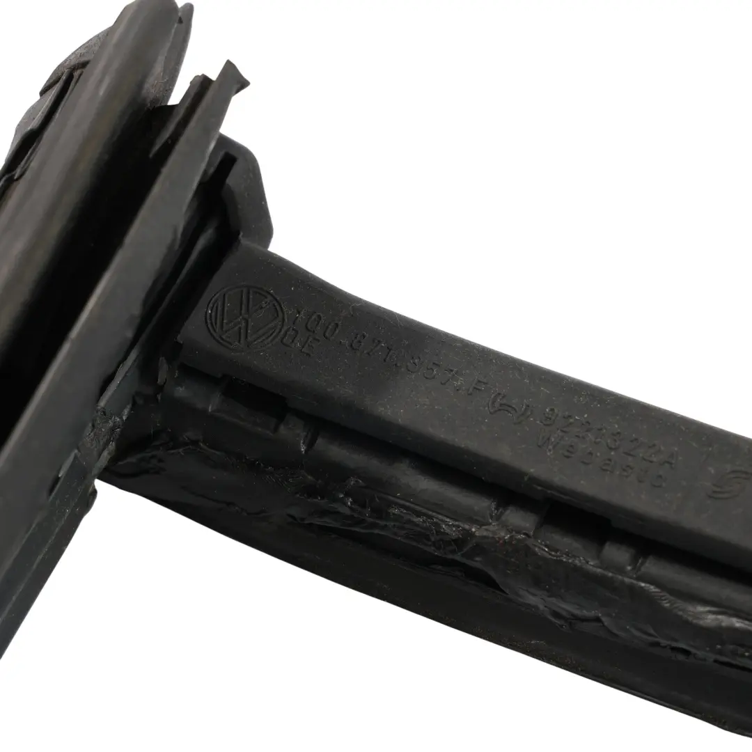 1F Guarnizione Gomma Tetto Destra per Volkswagen Eos con numero di parte 1Q0871357F Volkswagen Eos 1F Guarnizione Gomma Tetto Destra - SKU 1Q0871357F - Numero di parte 1Q0871357F