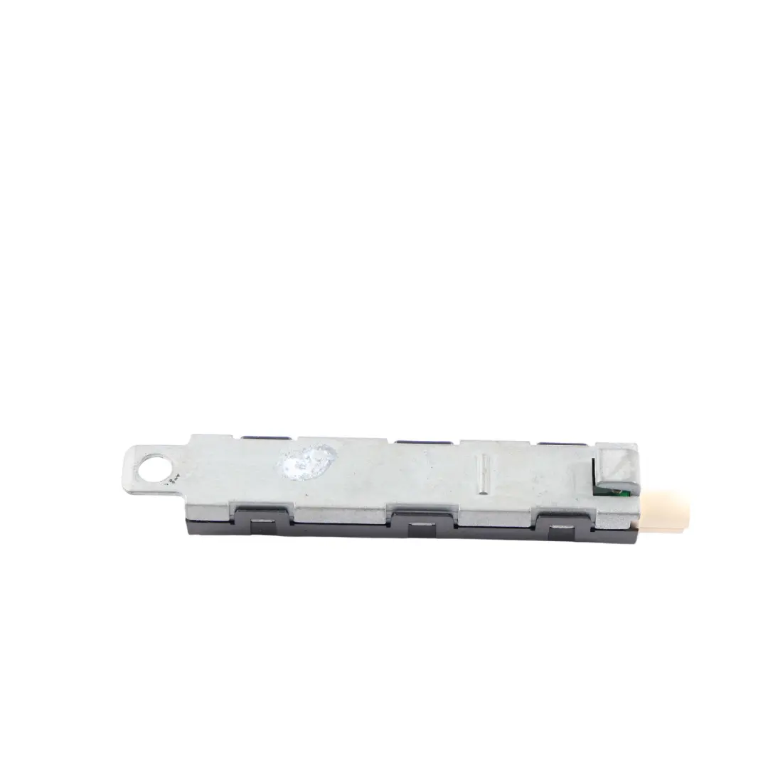 Volkswagen Touran 1T Rear Aerial Antenna Amplifier Right O/S - SKU 1T0035577AC - Part number 1T0035577AC