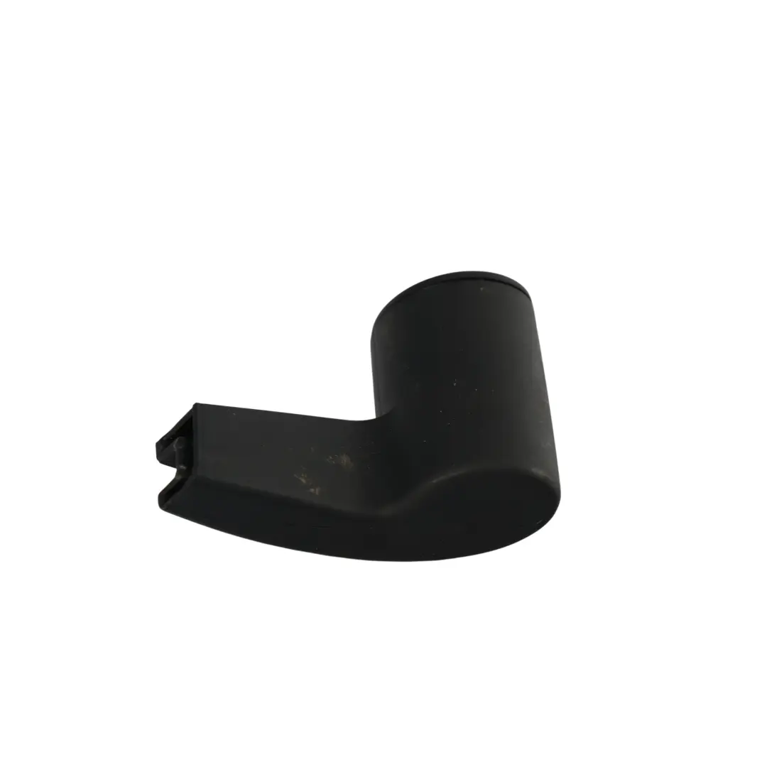 Osłona Uchwytu Fotela Przednia Czarna do Volkswagen Touran 1T o numerze 1T0883139 Volkswagen Touran 1T Osłona Uchwytu Fotela Przednia Czarna - SKU 1T0883139 - Numer Części 1T0883139