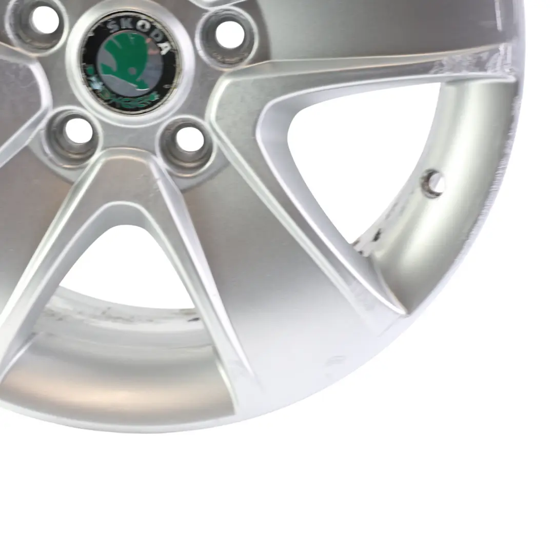 Skoda Octavia Mk2 Cerchio Lega Argento 16" ET50 6.5J 5 Razze - SKU 1Z0601025T-2 - Numero di parte 1Z0601025T